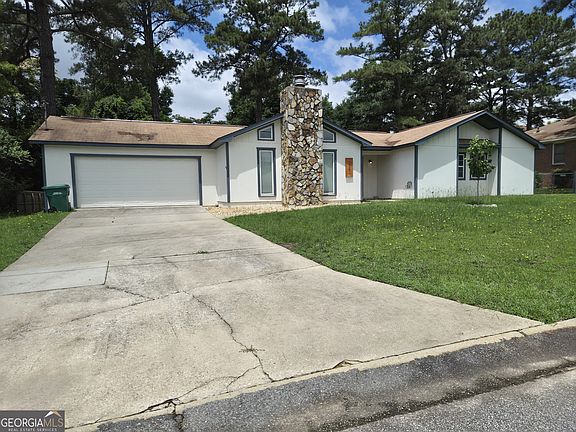 2nd image of 221 Gilchrist Dr
