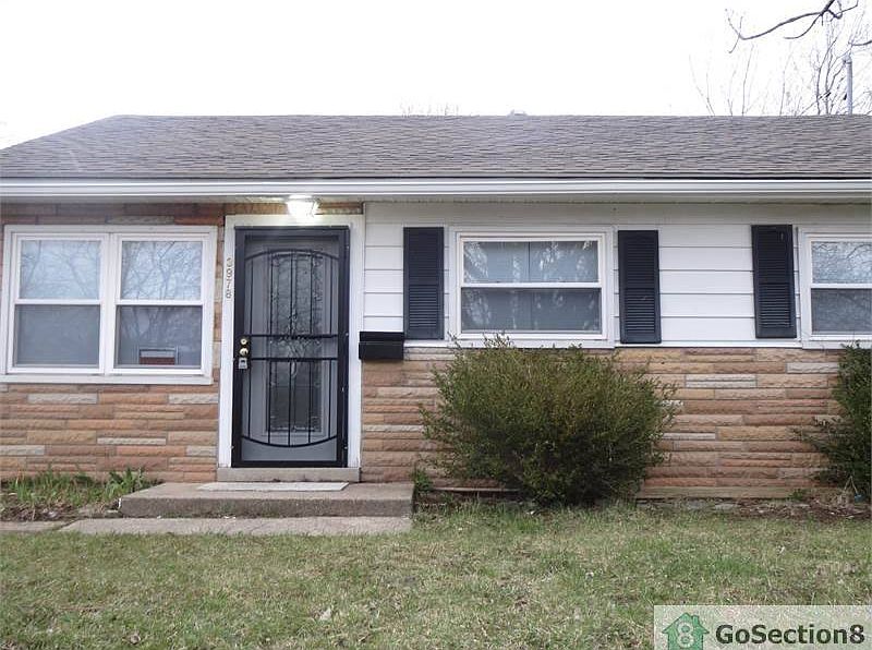 1st image of 3978 Foxboro Dr