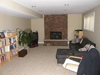 4th image of 1261 Boeger Ave