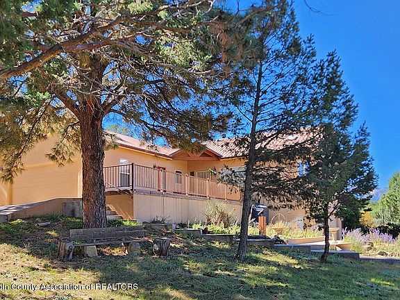 2nd image of 115 La Cueva Ct
