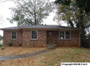 3811 Belvoir Dr SW, Huntsville, AL 35805