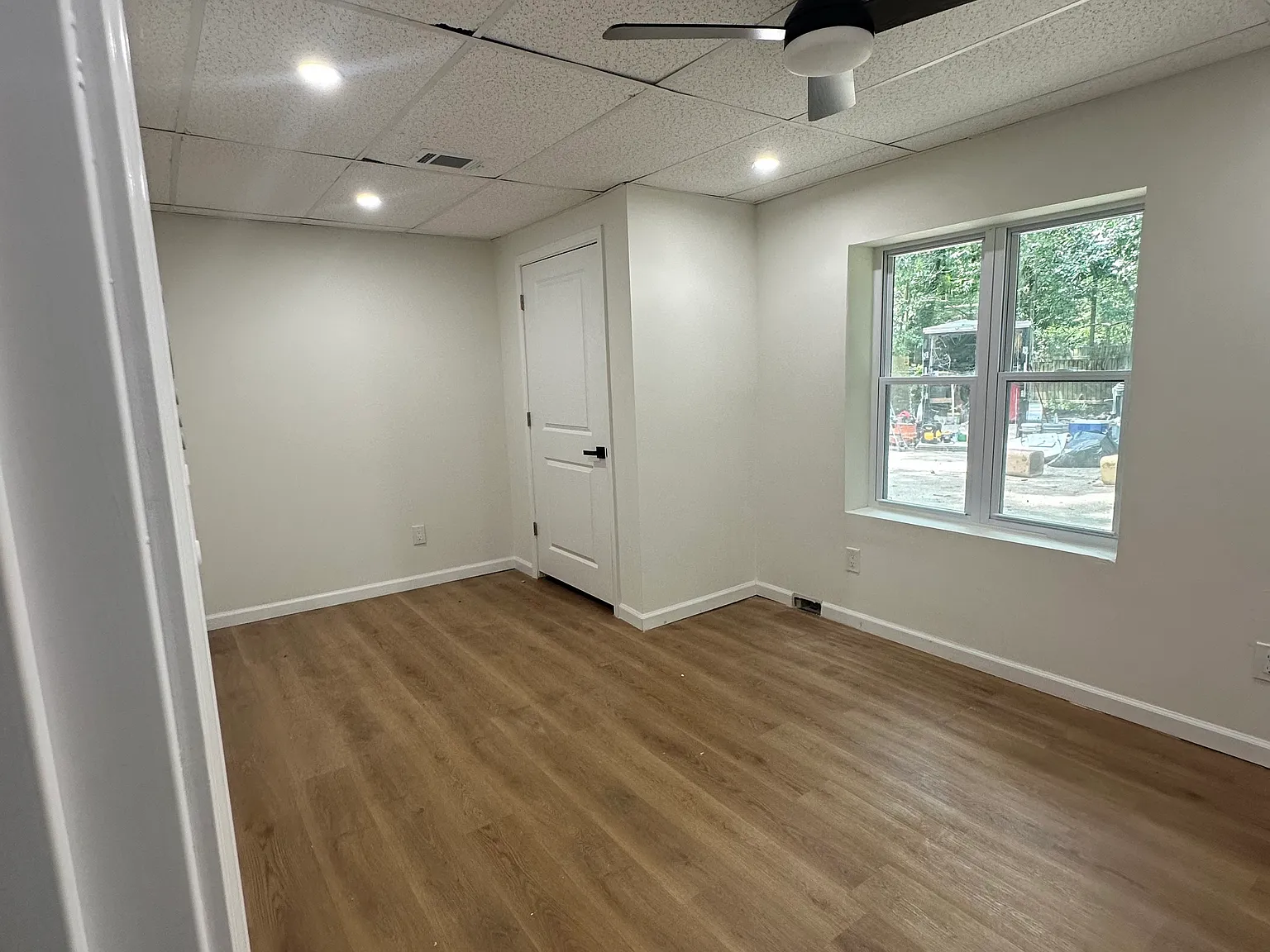 2 bed, 2747 sqft, $2,000 — Photo 2