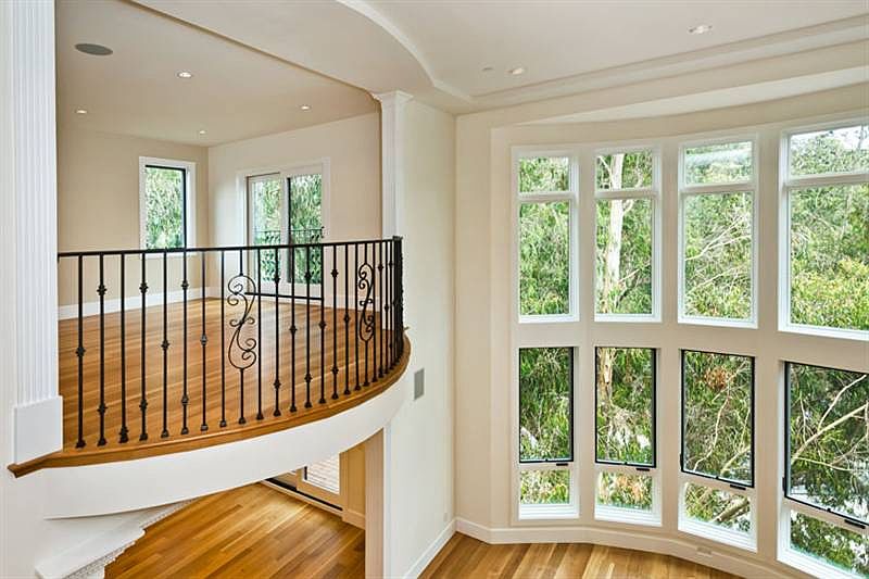 1st image of 15 Castenada Ave