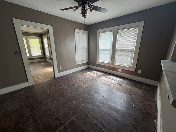 3rd image of 2607 N Jackson St