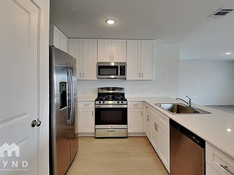 302 Gadwall Ave — Photo 9