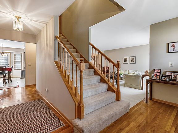 4th image of 1121 Russetwood Ct