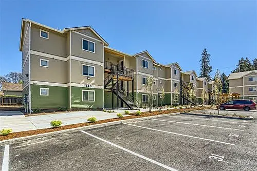 24th and Main Apartments — Photo 11
