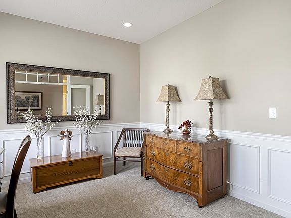 5th image of 2409 Ormond Dr