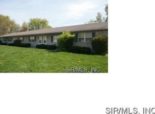 8 Christopher Dr, Belleville, IL
