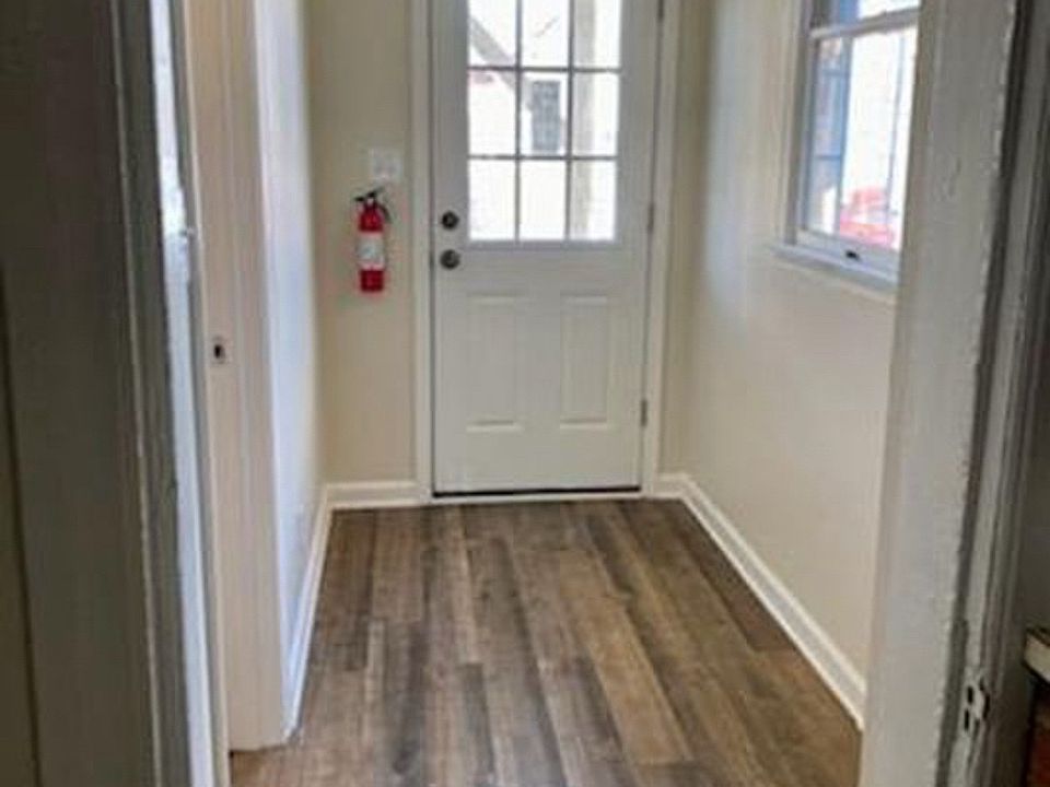 1st image of 243 Noble St #1