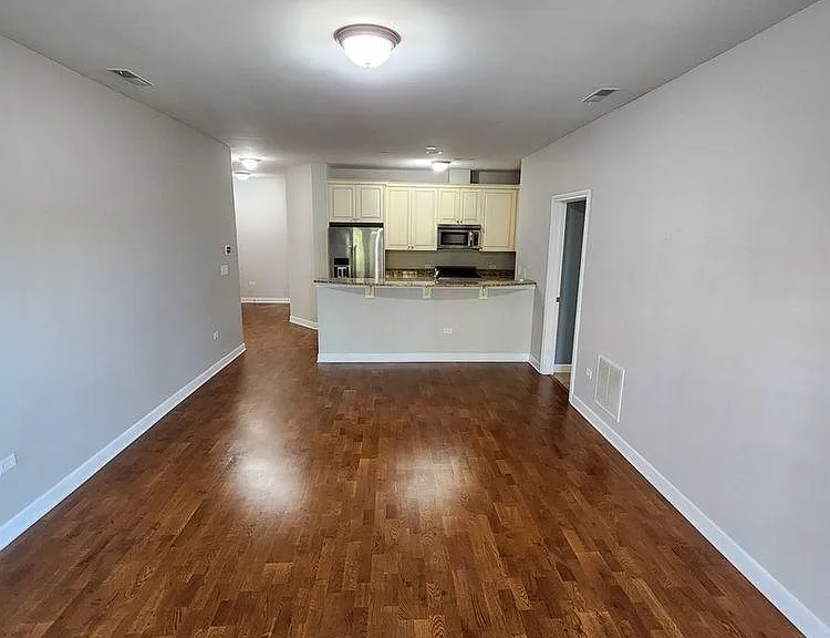 50 N Plum Grove Rd #310E — Photo 15