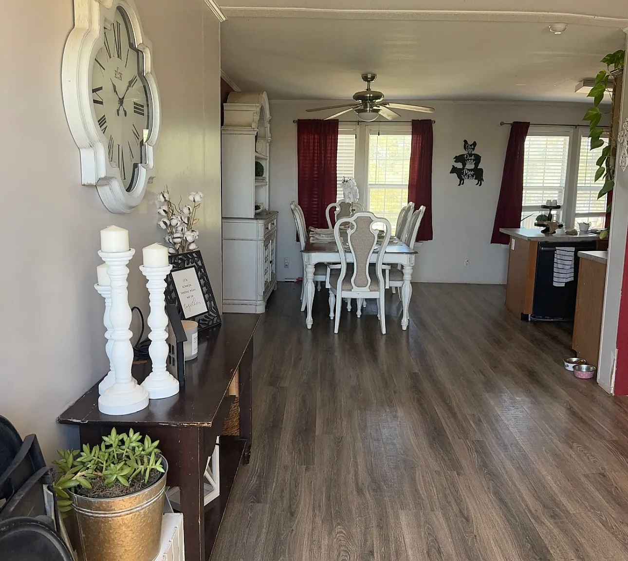 4 bed, 2128 sqft, $1,600 — Photo 1