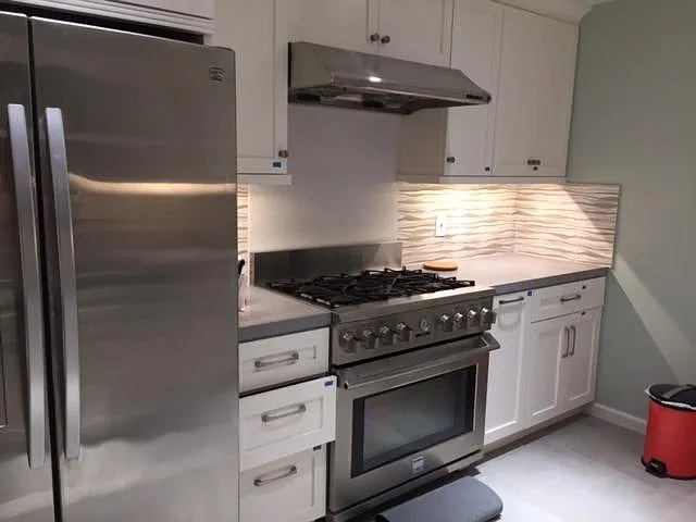 1938 Palm Ave — Photo 6