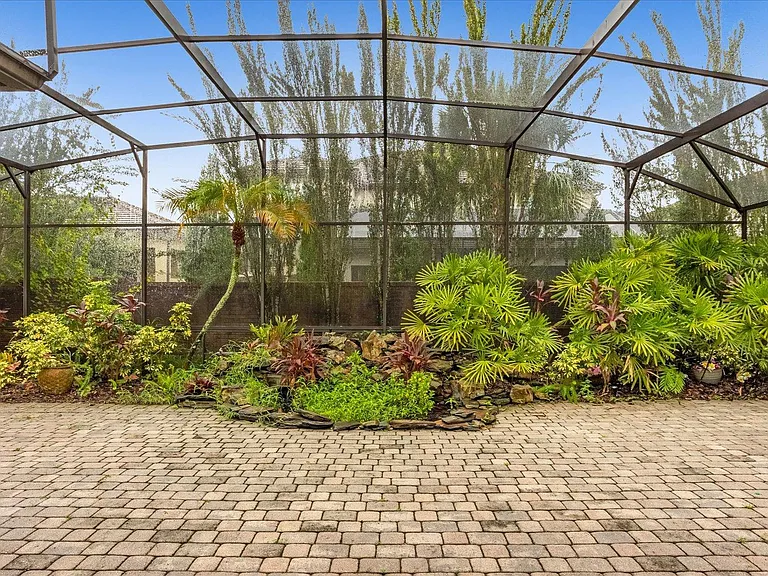 10674 Woodchase Cir — Photo 38
