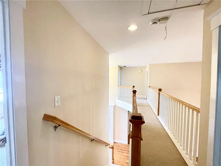 555 Vinings Springs Dr SE — Photo 38