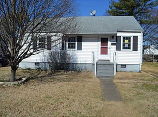 1213 Kay Ave, Chesapeake, VA 23324