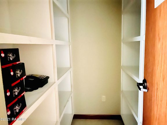 3rd image of 2362 Larkspur Ln