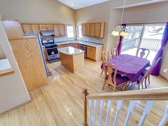 4th image of 2907 88th Ln NE