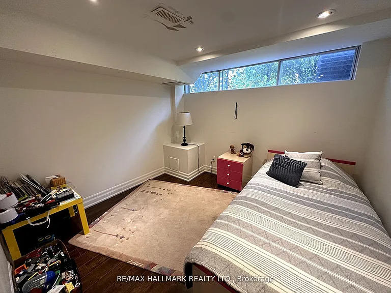 283 Taylor Mills Dr N #BASEMENT — Photo 11