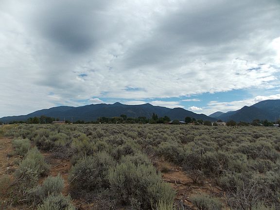 4th image of B4 Hondo Seco Road
