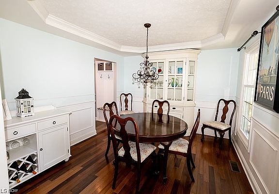 4th image of 8576 Pabin Ct
