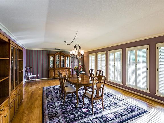 5th image of 866 Cordoza Ct