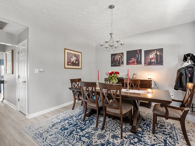10007 Palmaire Pl — Photo 13