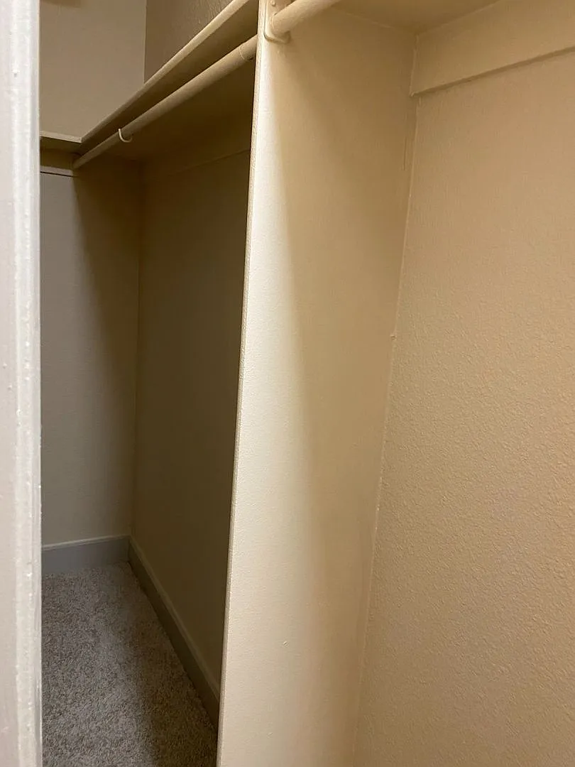3-Bedroom, 2.5 bath with 2 car garage in Frisco — Photo 4