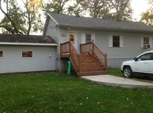 5217 W Murray Dr, Dixon, IL 61021