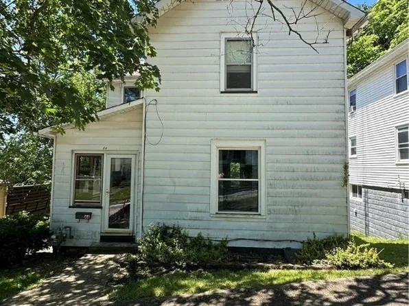 44 Walnut St, Leetonia, OH 44431