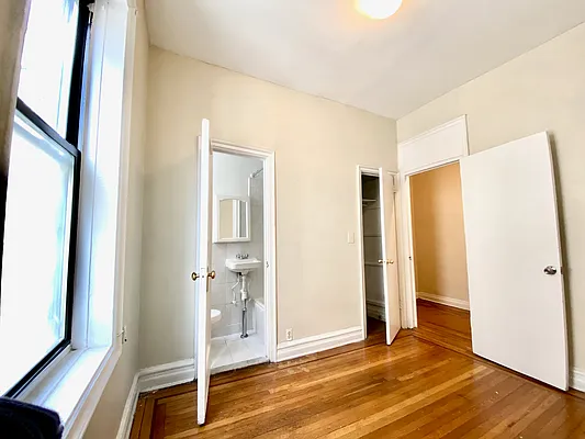 Rented by Living New York | media 26