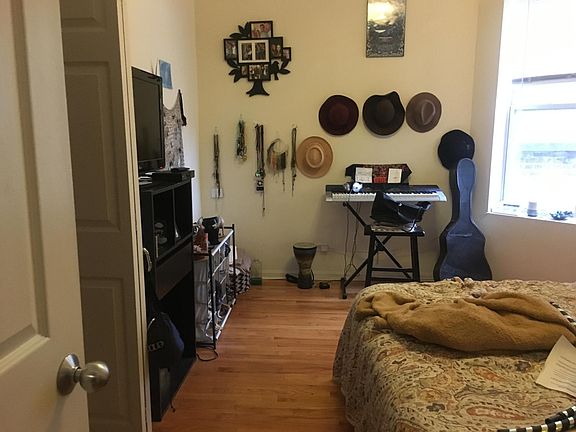 4th image of 1022 N Damen Ave APT 6