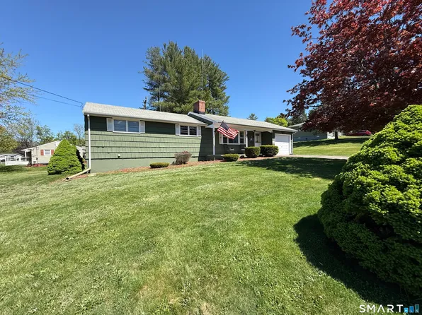 8 Tulip Drive, Meriden, CT 06450