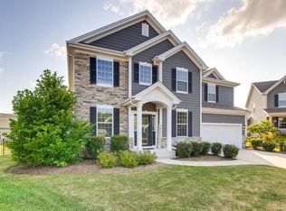 3464 Gallant Fox Dr, Elgin, IL 60124