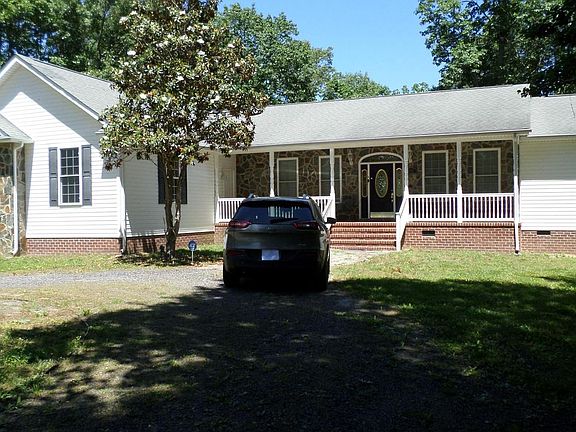 2nd image of 202 Baylor Dr