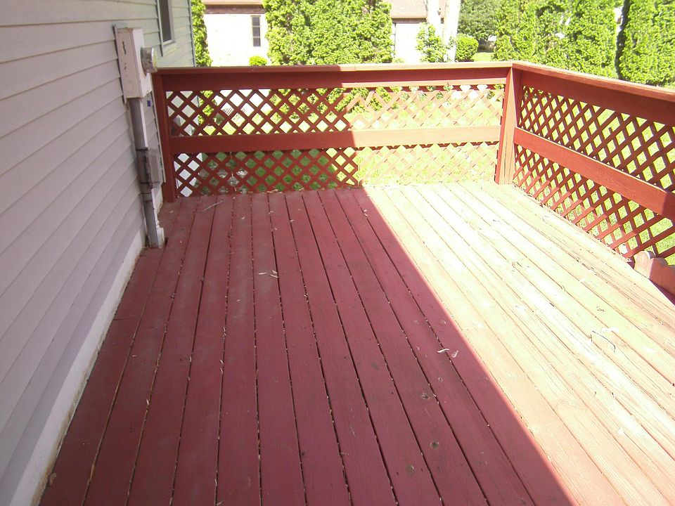 2nd image of 1341 E Bradshire St