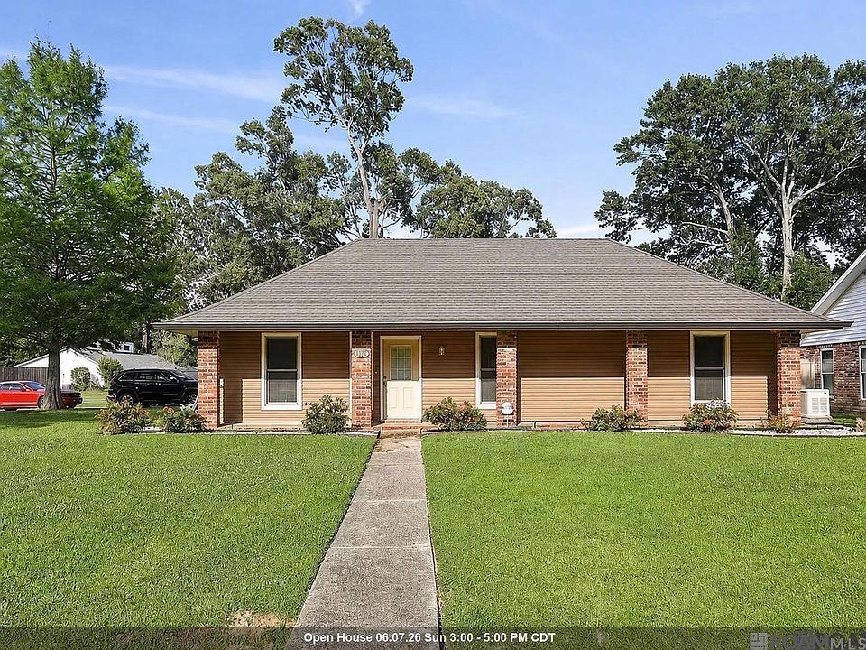 1st image of 5915 Cedar Creek Dr