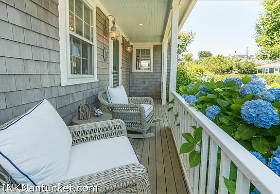 5th image of 6 Pawguvet Ln