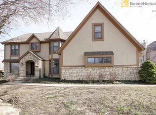 12801 Catalina St, Leawood, KS 66209