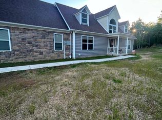 160 Leaf View Ln, Ellamore, WV 26267