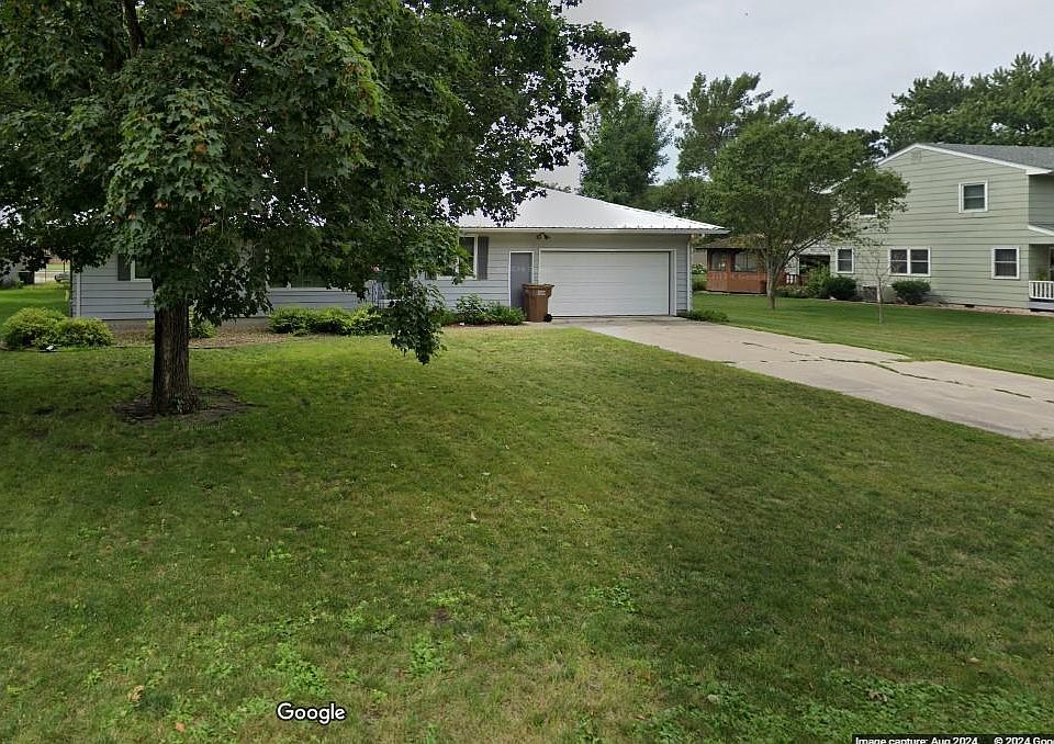 1st image of 240 4th St SE