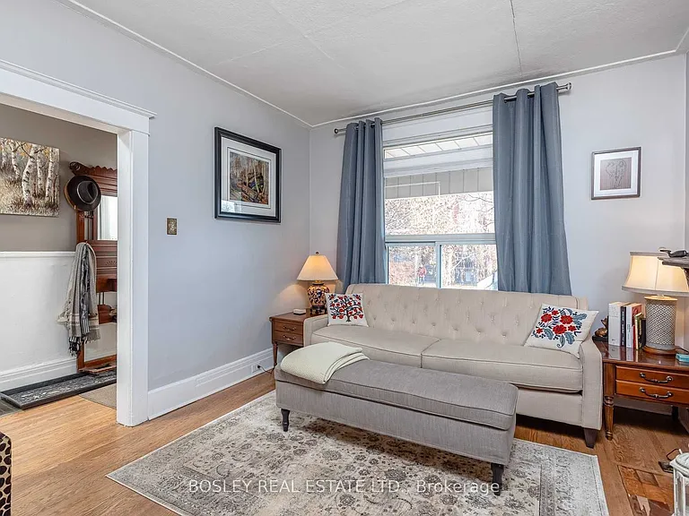 774 Gladstone Ave — Photo 2
