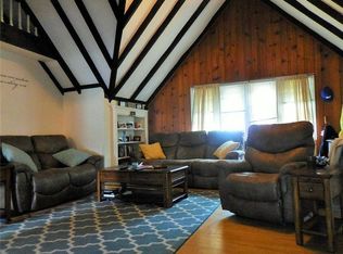 40 Cranston Ave #3, Newport, RI 02840