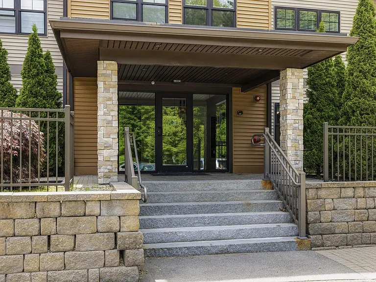 150 Route 1 Byp #101 — Photo 2