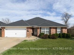 720 Harvest St, Centerton, AR 72719