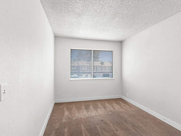 3537 Mercury St #F — Photo 21
