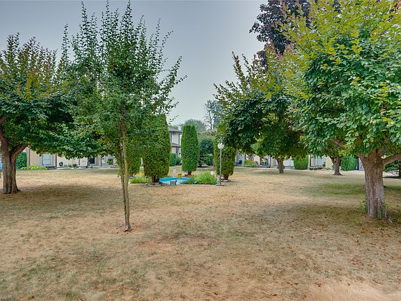 4th image of 4100 24th Ave Unit 131