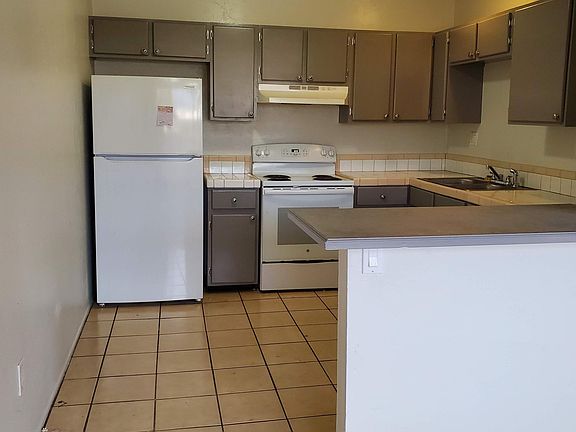 Open Kitchen with Island