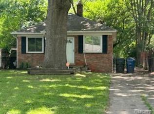 18500 Garfield, Redford, MI 48240