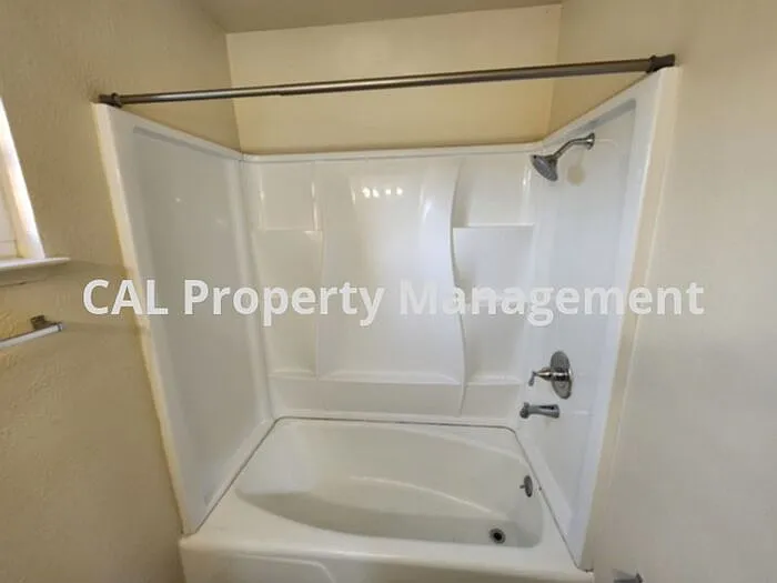 938 Illinois Ave #18 — Photo 6